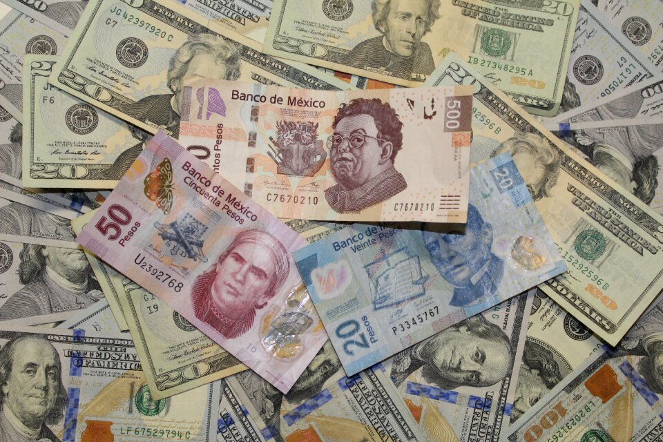 Currency cash mexican