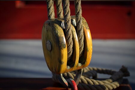 Pulley rope boat photo