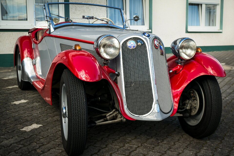 Classic automotive spotlight