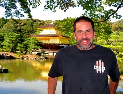 Amazed at Kinkakuji Temple