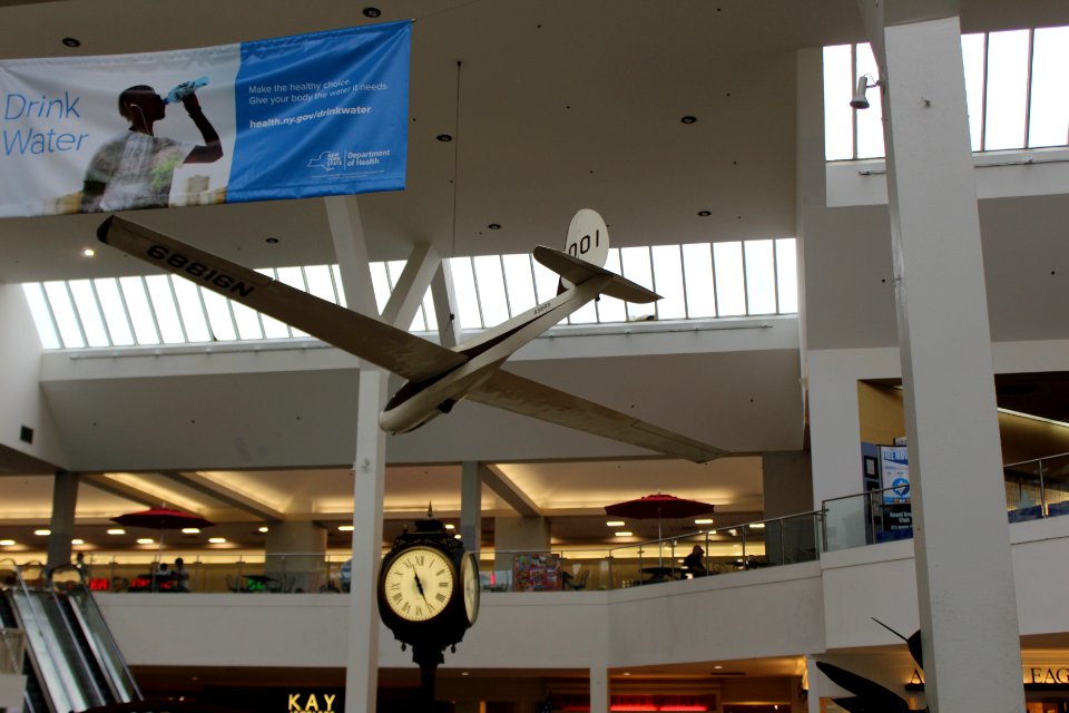 Center Court of the Mall