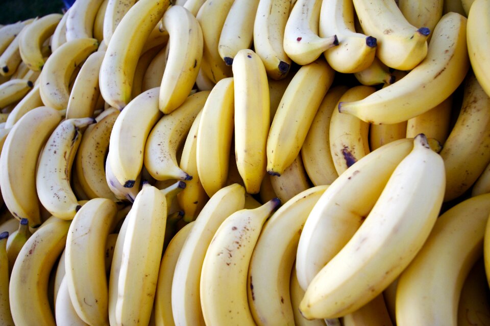 Fruit healthy raw