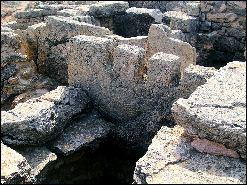 Son Real Necropolis, Majorca, 10 / 2014
