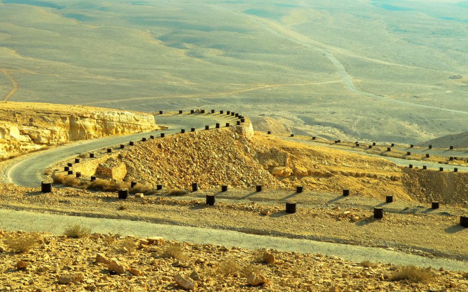 Road to nowhere