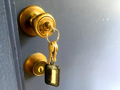 "Where the heck are my keys?"
