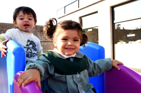 Presidenta Bachelet, acompañada del ministro Eyzaguirre, inauguró un nuevo jardín infantil de la Junji, como parte del compromiso de Gobierno de ampliar la cobertura en educación parvularia