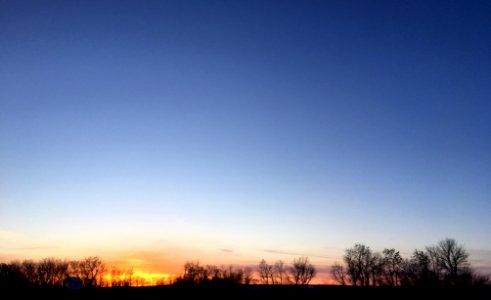 Sundown Under the Big Sky photo