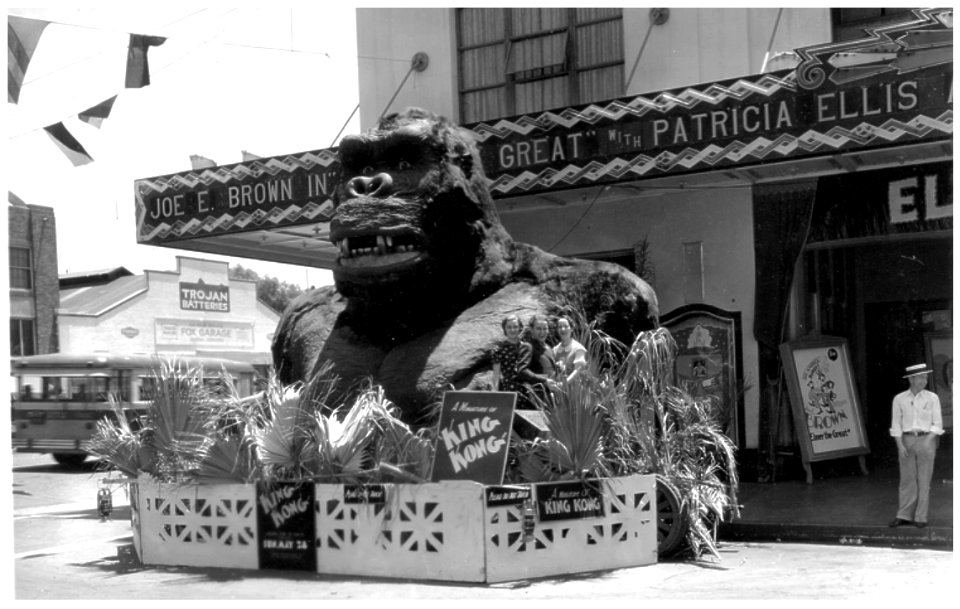 Monstrous Marquee - King Kong - Fox - Pomona, CA - May, 1933 - 1