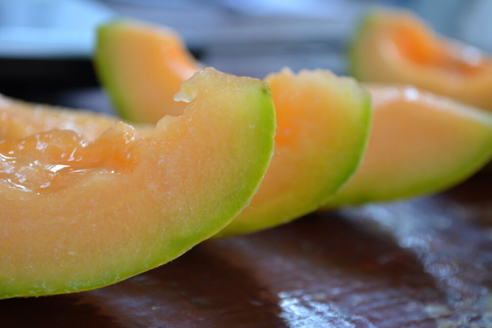 Melon into pieces melon yellow