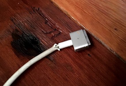 Welcome to Apple Cord Fray photo