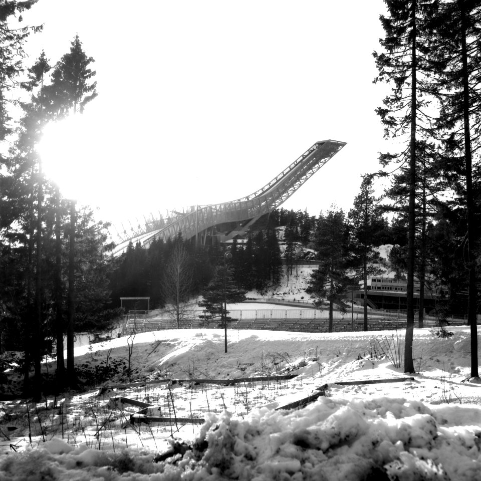 Holmenkollen II