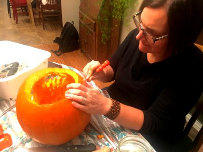 Pumpkin Artist in Action