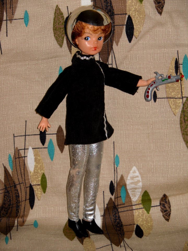 this is a bubble cut randy,tammy/sindy clone