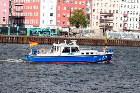 Wasserschutzpolizeiboot #20 photo
