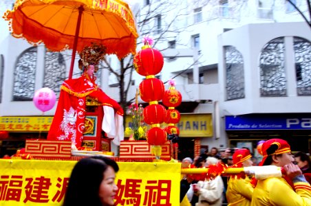 boudha porté au nouvel an chinois
