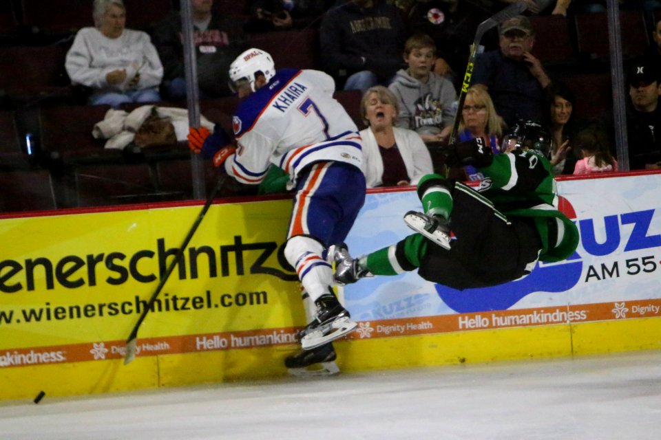 Khaira-Dowling 2016-01-15 Kneeing injury