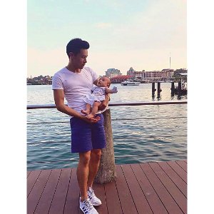 奶爸生活 BABY DADDY 。 VIVO CITY 週末逛逛。梧海跟爸爸的小約會。  #パパ #週末 #デート #生後3ヶ月 #新生児 #女の子 #かわいい #Handsome #dad #beautiful #girl #kids #instakids #child #children #childrenphoto #love #cute  #adorable #instagood #young  #pretty #little #singapore #taiwan #singapore #inst