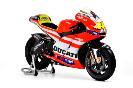 ducati-gp11-rossi-01