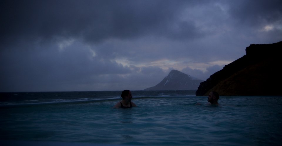 Krossneslaug Swim