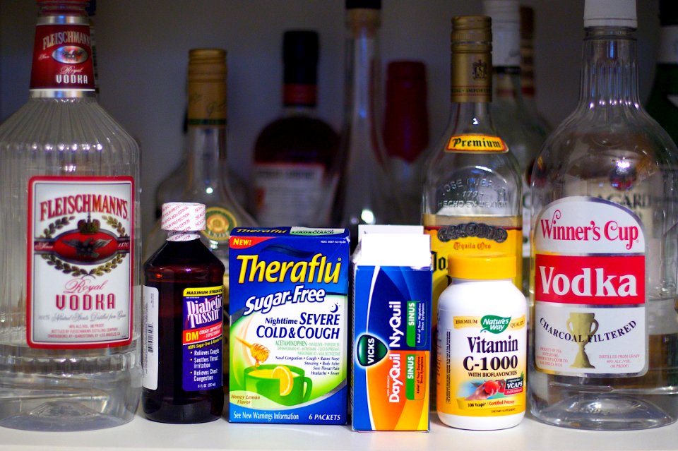 2009/365/280 Medicine Cabinet