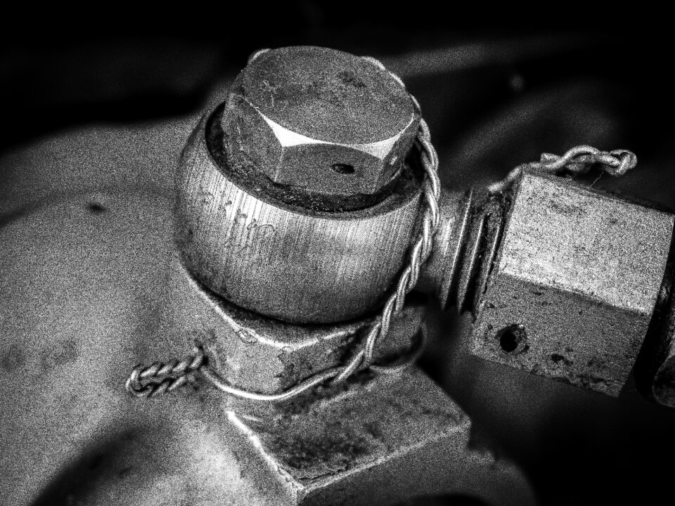 Joint aircraft wire fuse