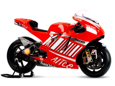 ducati-gp7-stoner-01