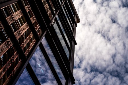 amazing fluffy cloud woodwards reflection -vancouver-gastown-xe2-zeiss35-2-20150617-DSCF6588.jpg photo