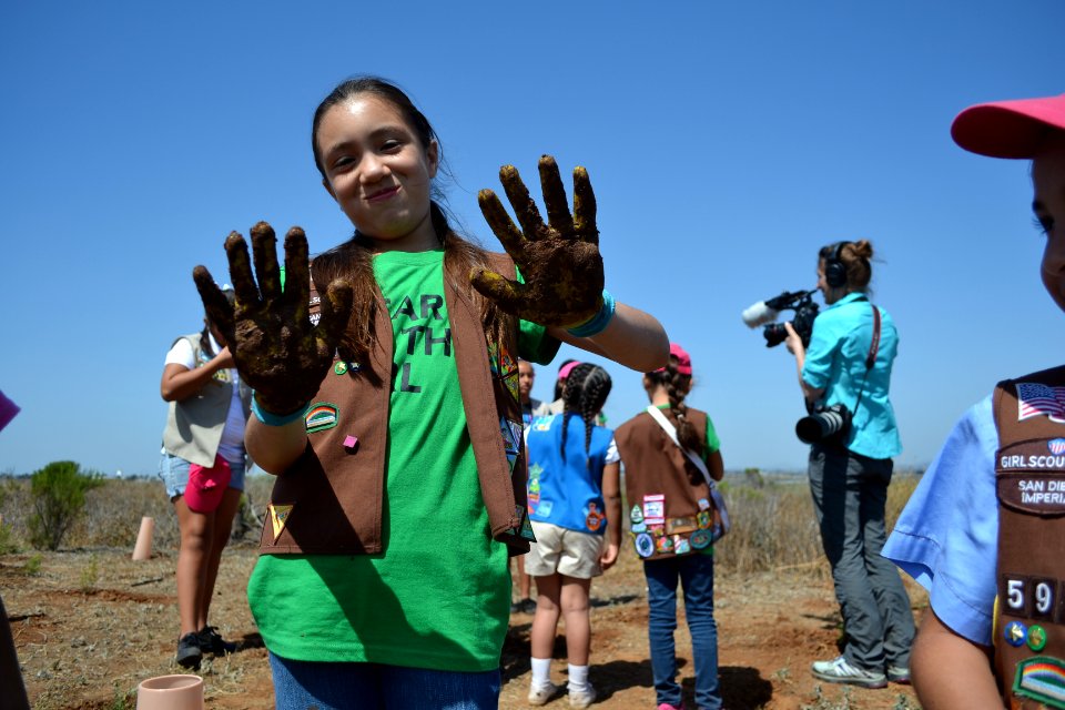San Diego Bay National Wildlife Refuge - Milkweed Planting Event