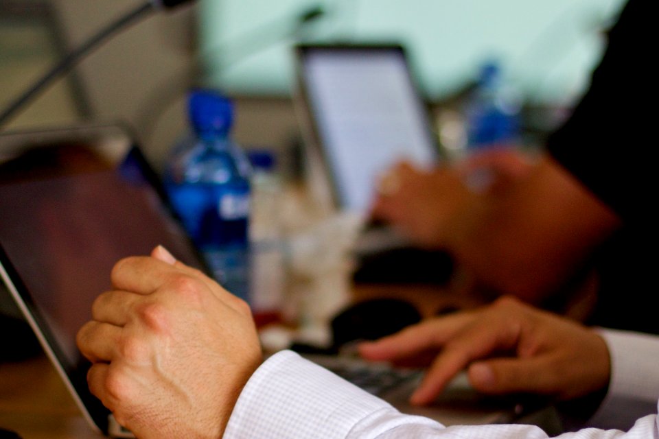 The Hands That Tweet as @gsiemens