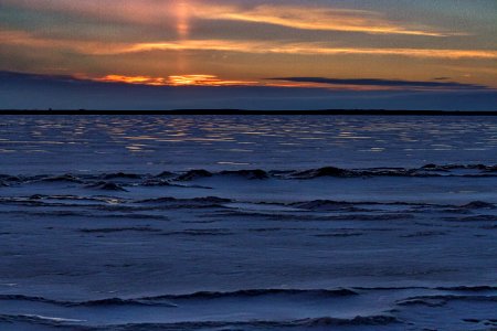 2018/365/358 Listening to the Ice Move