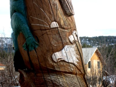 Totem Detail photo