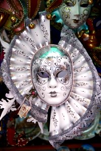 Venetian Carnival Mask - Maschera di Carnevale - Venice Italy - Creative Commons by gnuckx