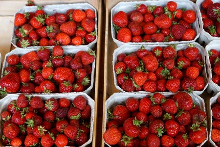 Strawberries red bazar