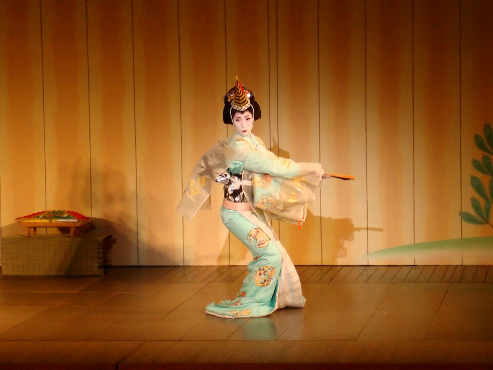 Performance dance traditional