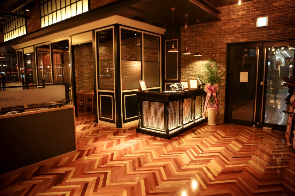 Restaurant buffet indoor