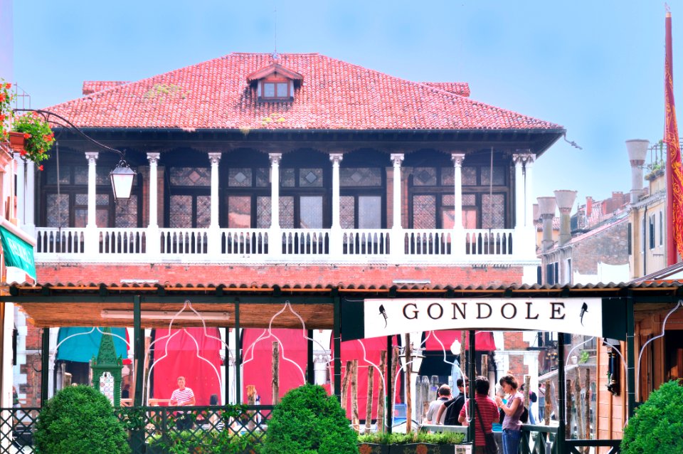 Hotel Ca' Sagredo - Grand Canal - Rialto - Venice Italy Venezia - Creative Commons by gnuckx
