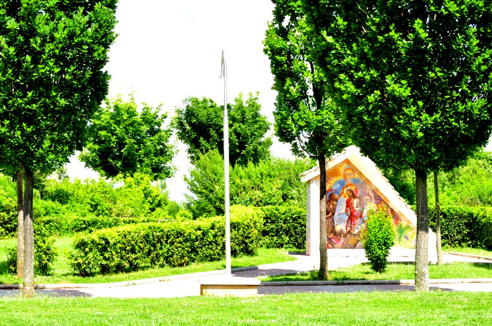 Saint James Church (St. Jakov) Medjugorje - Hotel Pansion Porta - Bosnia Herzegovina - Creative Commons by gnuckx