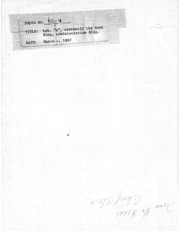 1907 (Mar 4) East Wing Lab A USDA Construction Photo Collection (2)