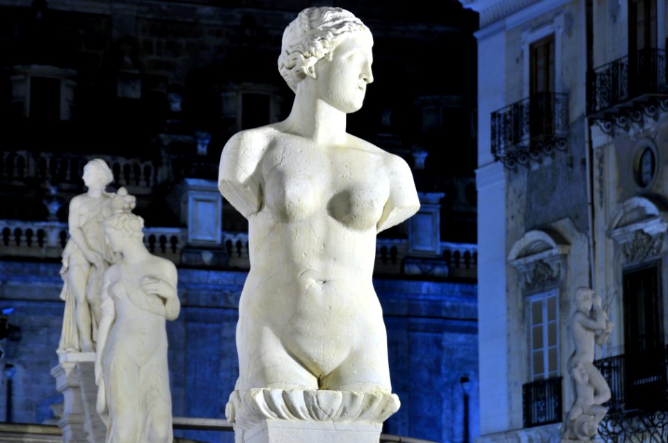 Fontana della Vergogna Palermo Italy - Creative Commons by gnuckx