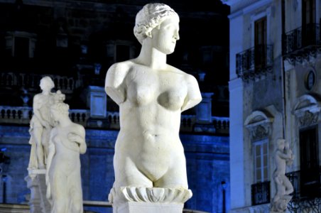 Fontana della Vergogna Palermo Italy - Creative Commons by gnuckx