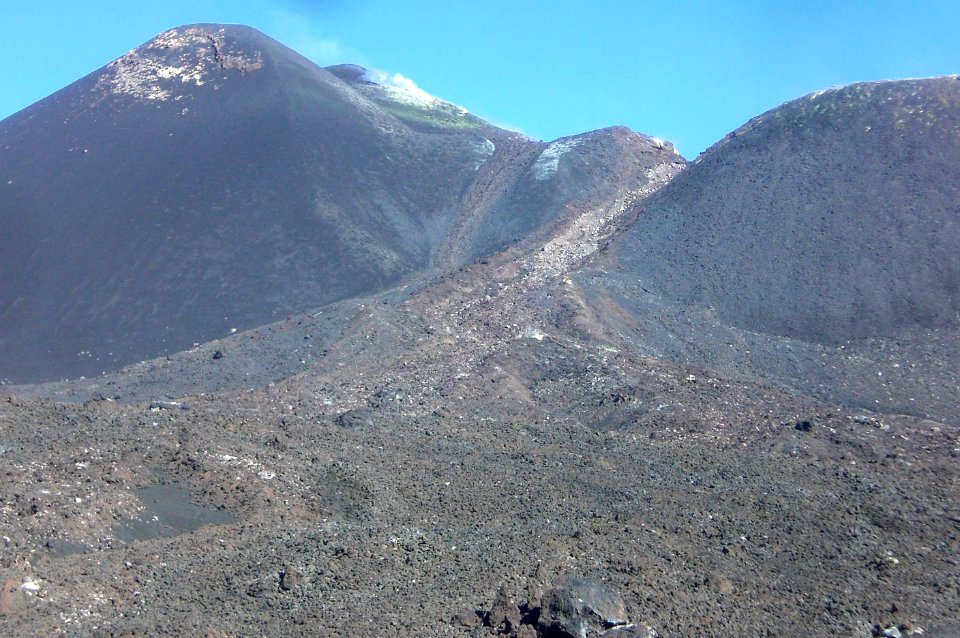 Addio Torre del Flosofo - Aftermath Etna Volcano Paroxysmal Eruption October 26 2013 - Creative Commons by gnuckx
