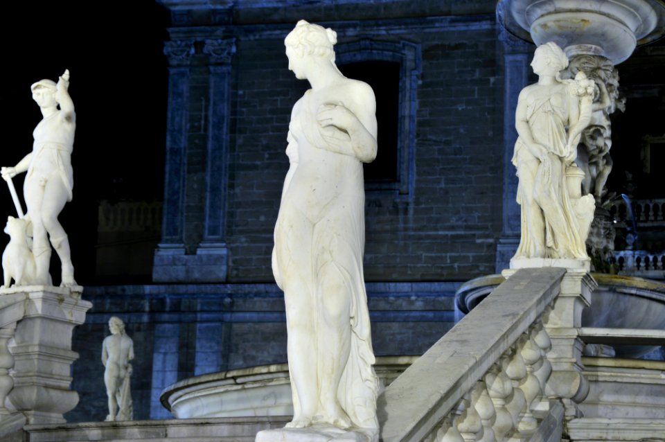 Fontana della Vergogna Palermo Italy - Creative Commons by gnuckx