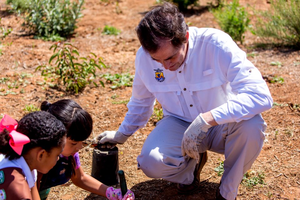 San Diego Bay National Wildlife Refuge - Wilkweed Planting Event