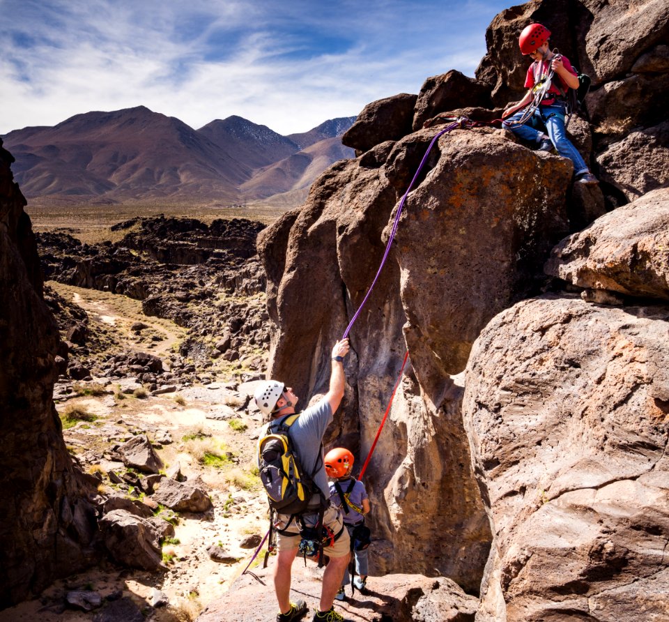 Fossil Falls Campground