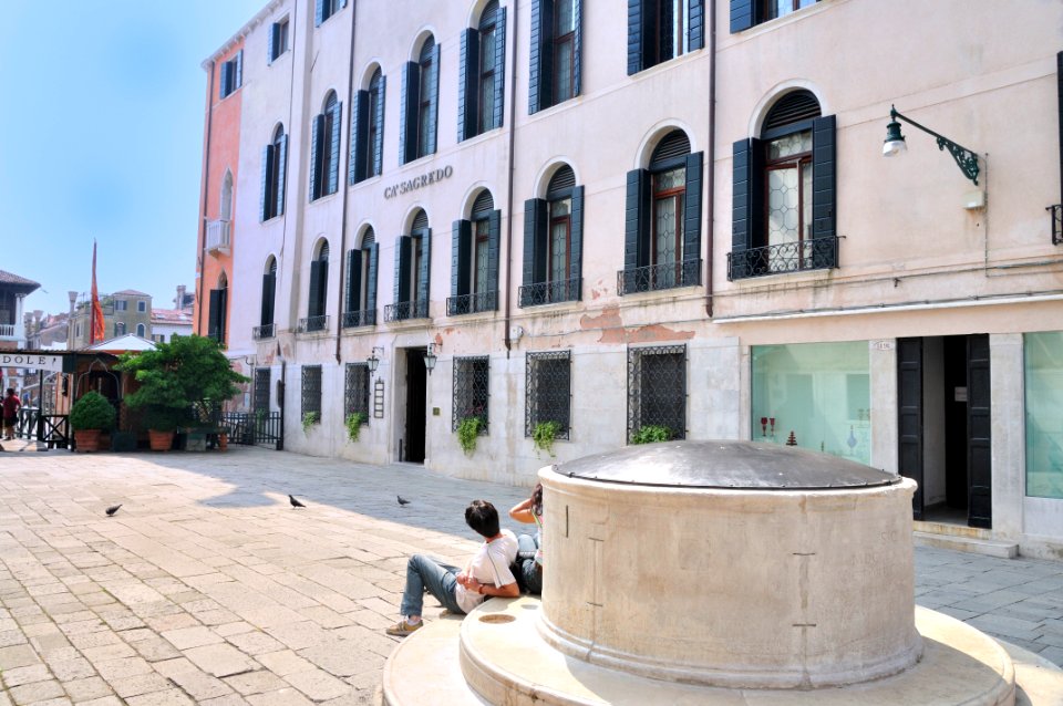 Hotel Ca' Sagredo - Grand Canal - Rialto - Venice Italy Venezia - Creative Commons by gnuckx