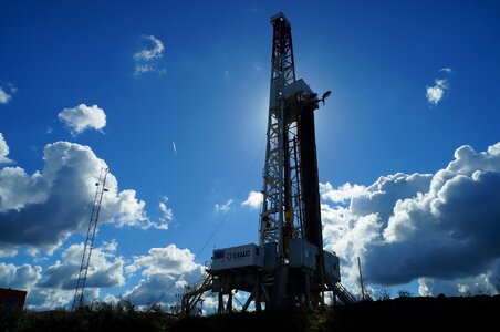 Gas oil rig drilling rig photo