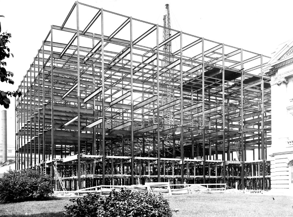 1928 (Oct 1) A Section Admin Bldg frame work looking NW USDA Construction Photo Collection (1)