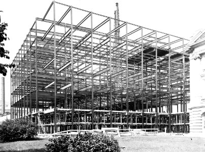 1928 (Oct 1) A Section Admin Bldg frame work looking NW USDA Construction Photo Collection (1)
