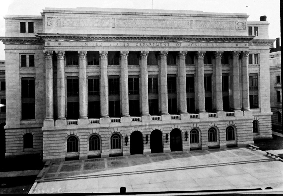 1930 (ca) Center Portion of Newly Completed Admin Bldg MS Collection 182 USDA History Collection NAL (45)