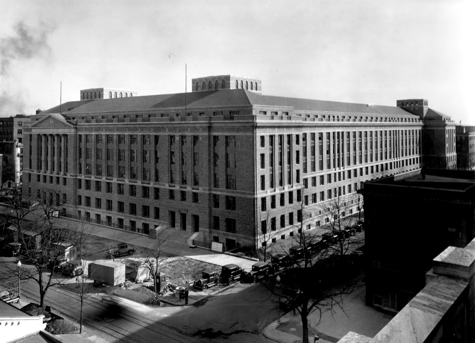 1932 (Mar 1) South Bldg looking SE USDA Construction Photo Collection (1)